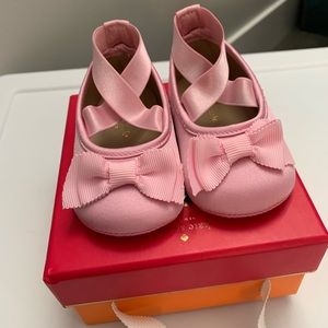 Adorable! NWT with box! kate spade infant ballerina crib shoes Never Worn!